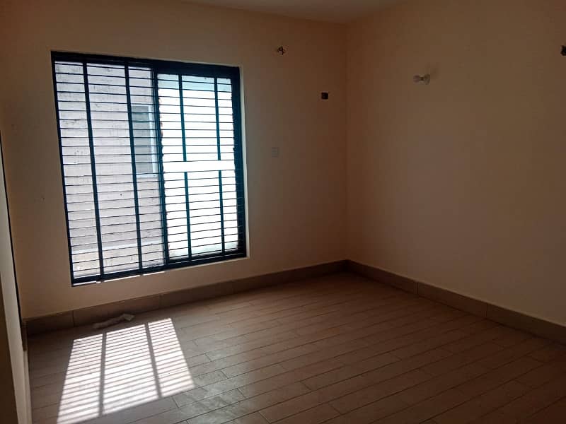 10 Marla Upper Lock Lower Portion Available For Rent in Dha Phase 1 10