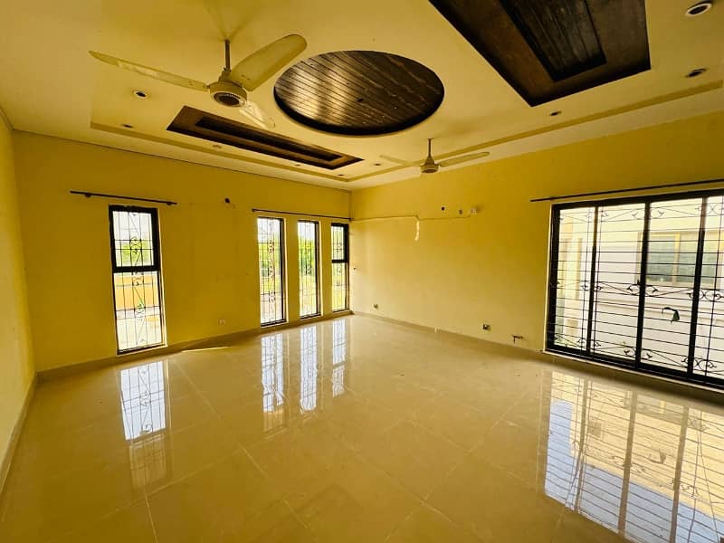 Beautiful Kanal Upper Portion Available For Rent in Dha Phase 3 12