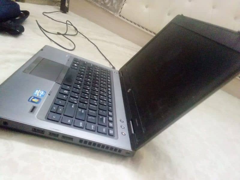 HP Laptoo proBook 6460b 4
