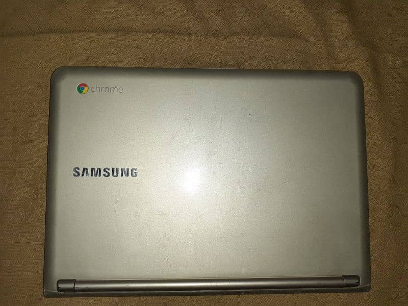 Original Samsung Chromebook 2014 in good condition 5