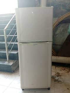 dawalance refrigerator medium size