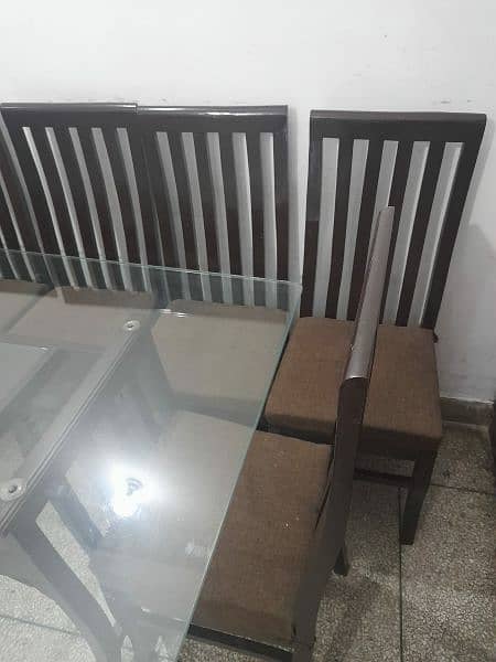 Dinning Table for sale (urgent) 3