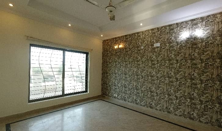 Centrally Located Upper Portion For rent In Gulberg Available 3
