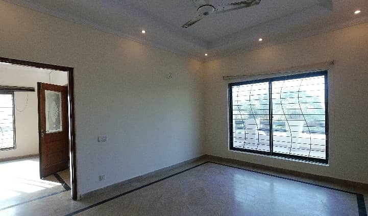 Centrally Located Upper Portion For rent In Gulberg Available 4