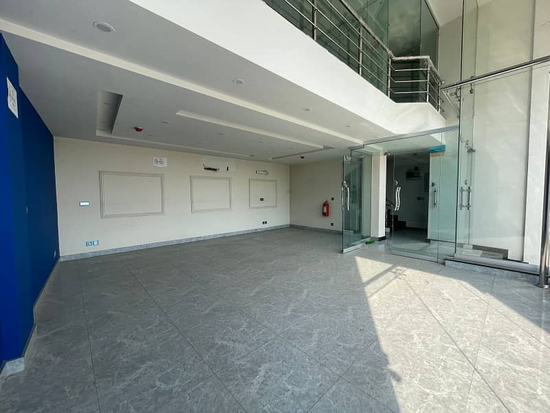 brand new 8Marla Ground floor Basment And mezzanine 2