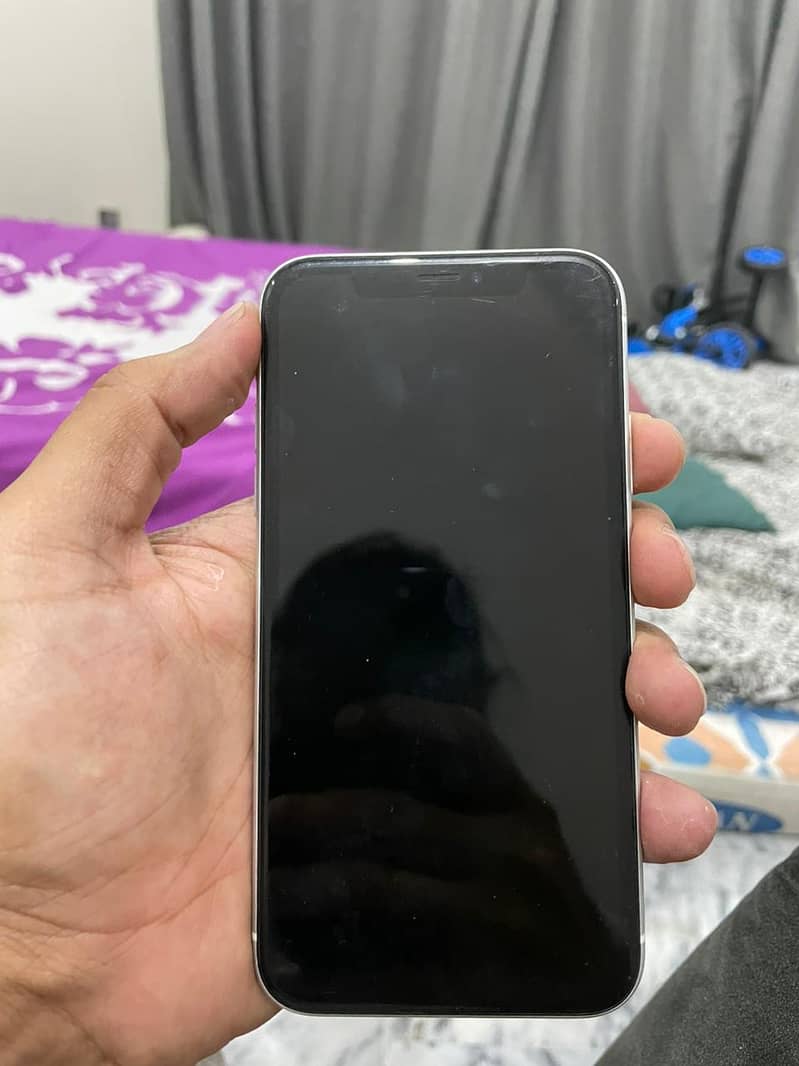 IPHONE XR (PTA APPROVED) 3