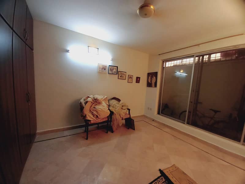 10 marla slightly use corner double unit beautiful bungalow for sale in DHA phase 1 lahore 12