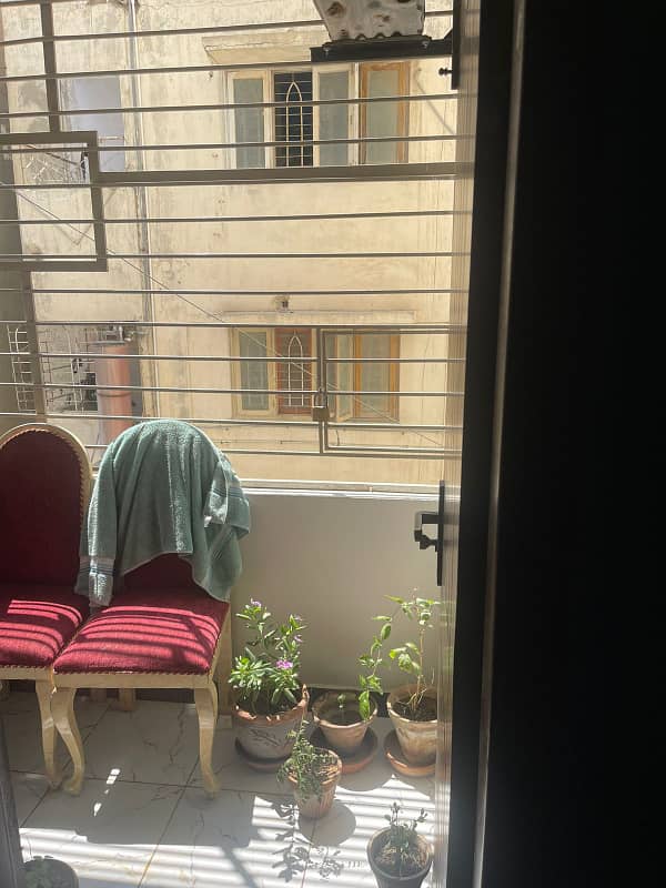 2 Bed D. D. Apartment in Chandni Cinema Area 16