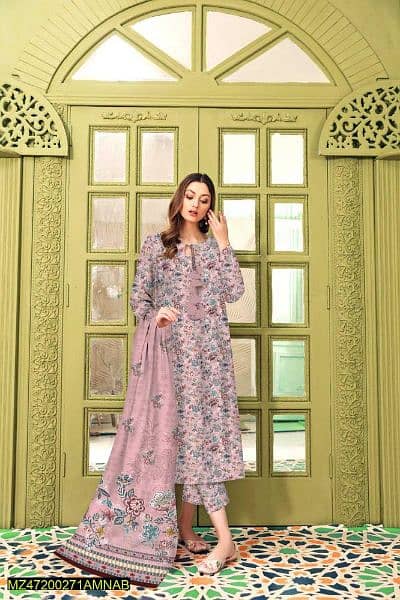 Amna. B 3 Pcs women's Unstitched Imported lawn Printed suit 1