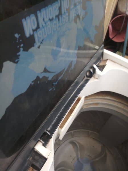 Automatic washing Machine Dawalance sale Urgent 3