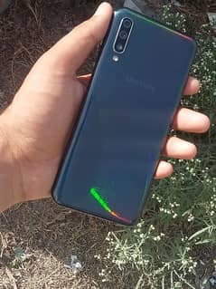 Samsung a50 6gb 128gb with charger 0
