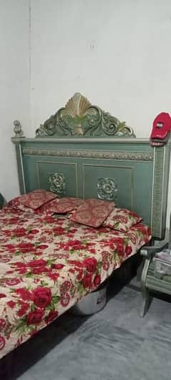 only bed for sale 0