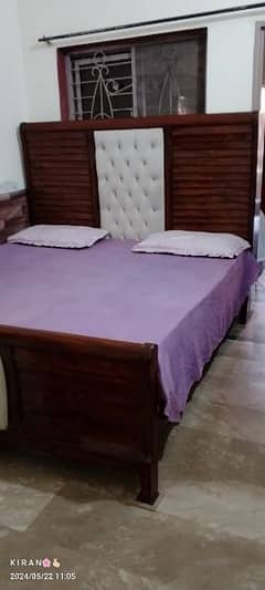 selling bed with matress