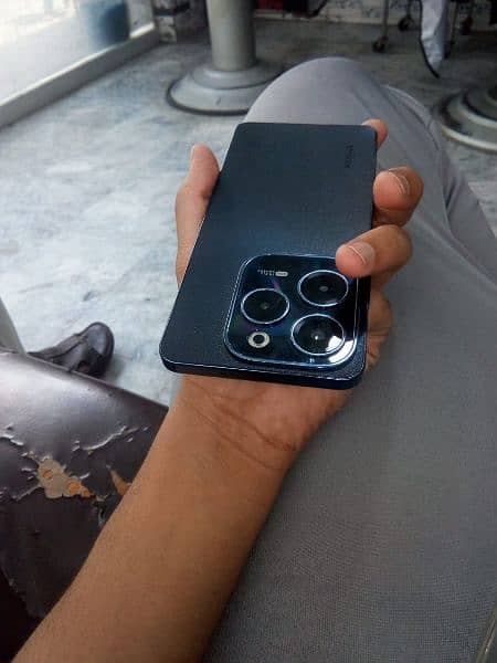 infinix hot 40 sale 16Ram 256Rom all ok 10 by 9 condition 2