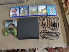 Sony PS4 Slim 500 GB+02 Controllers+09 DVDs 0