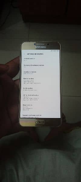 Samsung Galaxy C5 ( GOLD) 2