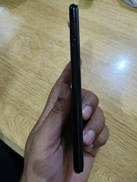 vivo y83 with box and charger 03704426974 3