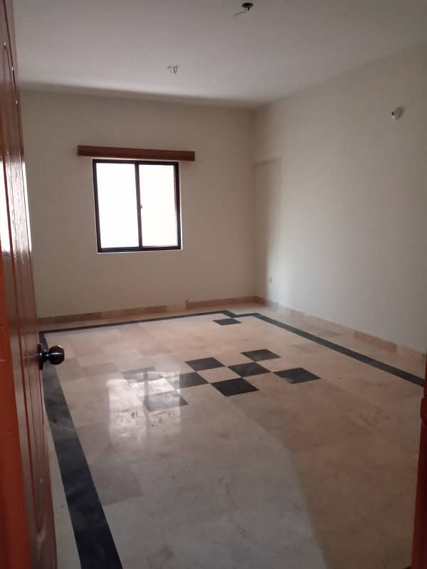 2 Bed 2nd floor shahzab commercial 8
