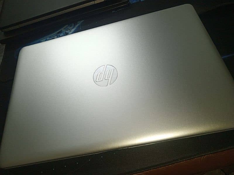 Hp Slim laptop  i5 7th Generation 8