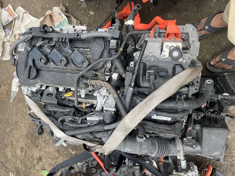 Toyota Yaris cross  engine available brand new condition 1