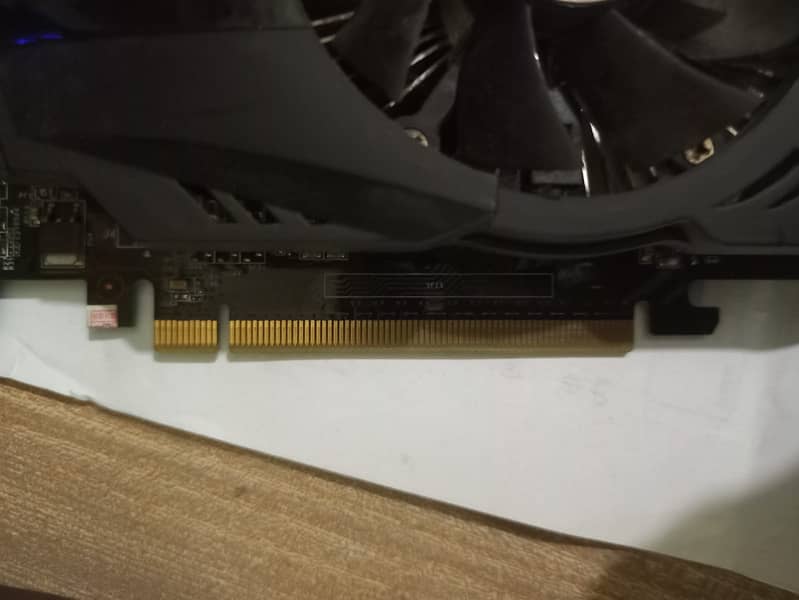 ASUS GTX 650 Formula II With Power Connectors 3