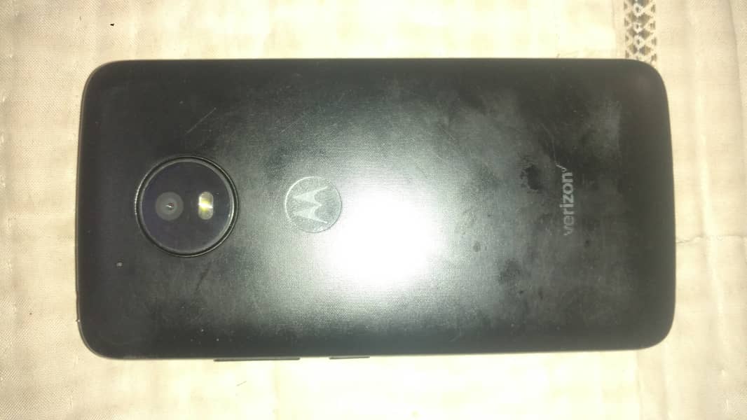 Motorola Moto E4 1