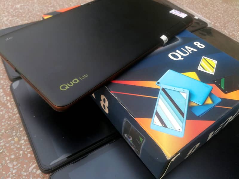 QUA TAB 3GB /32GB With 1 year warranty and accessories 14
