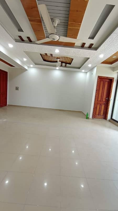 Full RENOVATED OFFICE FOR RENT 6