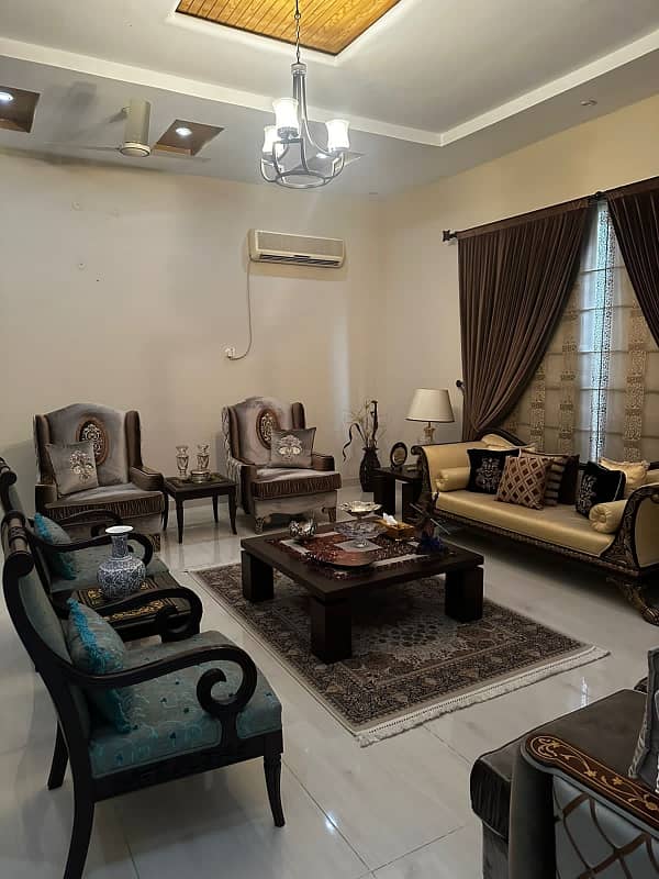 30 Marla House In Madina Town 6