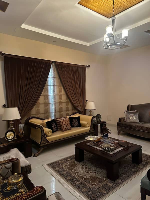 30 Marla House In Madina Town 8