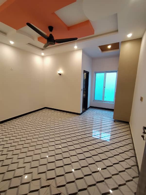 8 marla 3story house for sale in rehman enclave 12