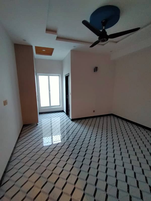 8 marla 3story house for sale in rehman enclave 15