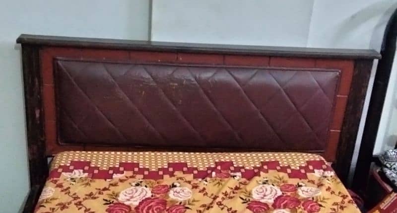bed for sell without mattress 1