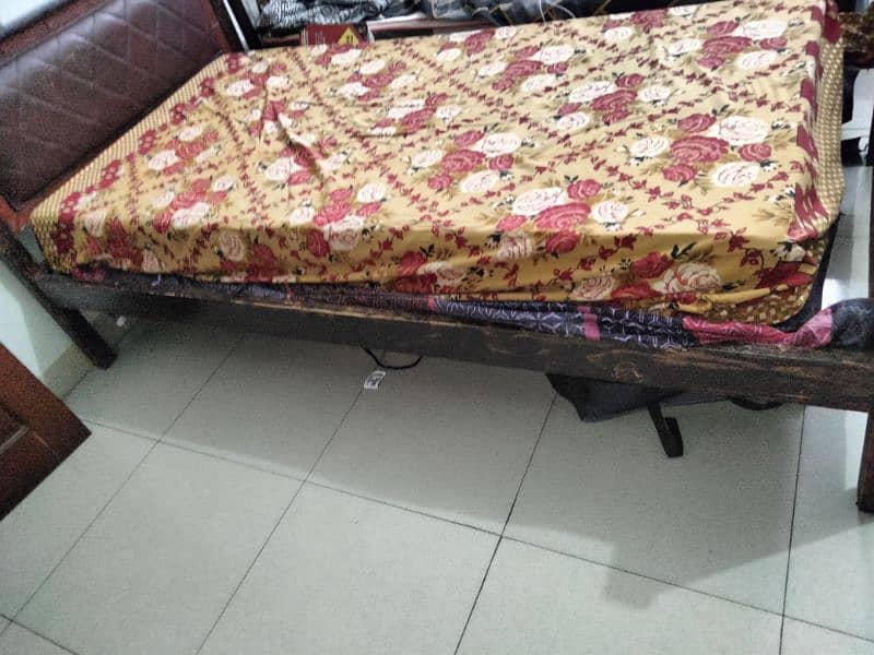 bed for sell without mattress 3