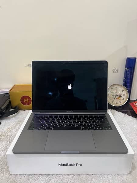 MacBook Pro 2019 13inch 3
