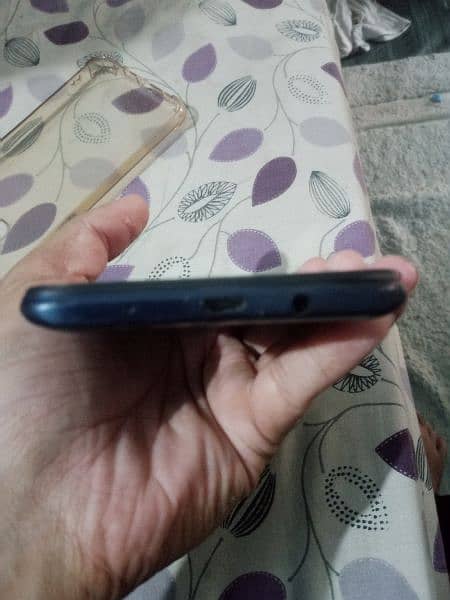 Infinix Hot 9 play with box 2