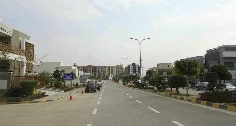Residential Plot For Grabs In 10 Marla Islamabad 4