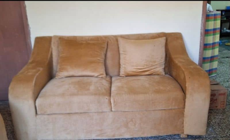 6 seatter sofa for sale 2