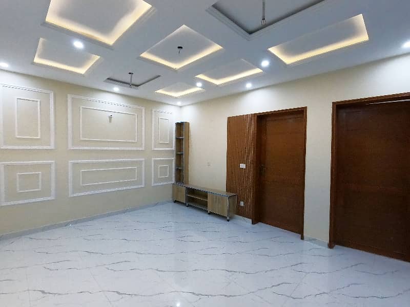 Premium Near to Mosque 7.5 Marla Brand New Spanish House Lda Approved Is Available For sale In Lahore 10