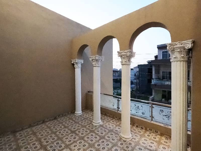 Premium Near to Mosque 7.5 Marla Brand New Spanish House Lda Approved Is Available For sale In Lahore 19