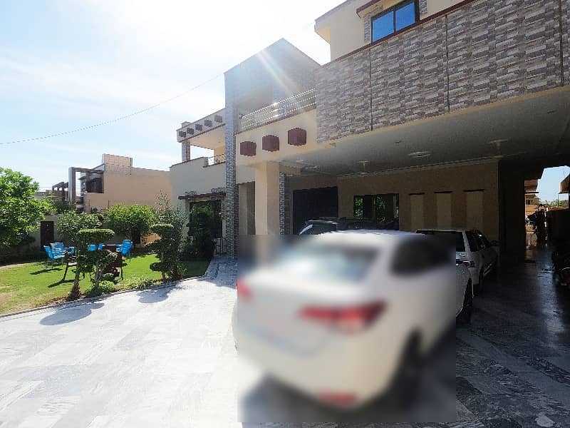 Investors Should Sale This House Located Ideally In Punjab Govt Employees Society 5
