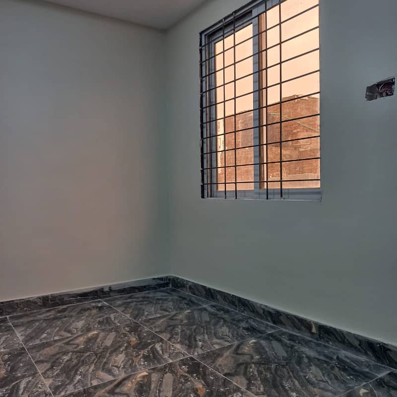 2.5marla house for sale in main boulevards defence road 5