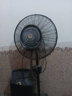 Mist fan in good condition want to sale urgent