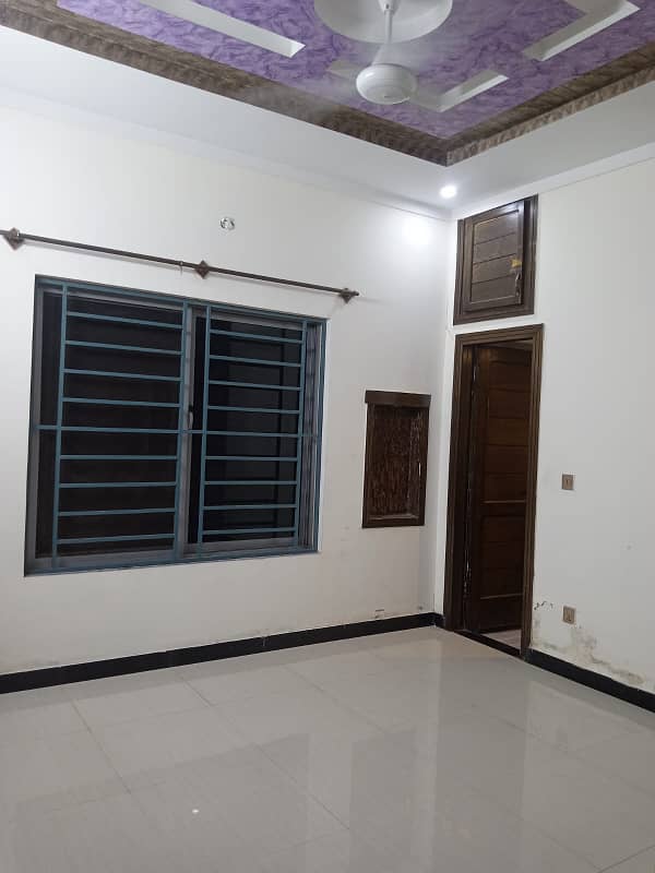 2 BEDROOM LOWER PORTION FOR RENT IN G13 /1 ISB 9