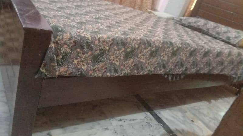Single bed with new daimond 6 inches medicated mattress 1