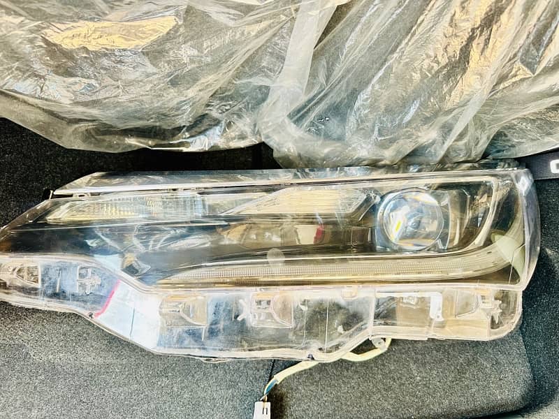 Head lights Altis grande 2022 model 1