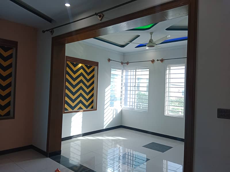 Brend new House available for rent Pani bjli gas's 9