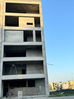 8 Marla Grey Structure Plaza For Sale In Etihad Town Phase 1, Block C, Lahore. 0