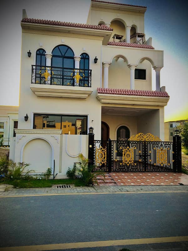 5 Marla House For Sale In Block D Etihad Town Phase 1 Raiwind Road Thokar Niaz Baig 1