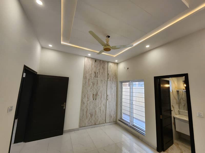5 Marla Residential House For Sale In Block E Etihad Town Phase 1 Raiwind Road Thokar Niaz Baig 11